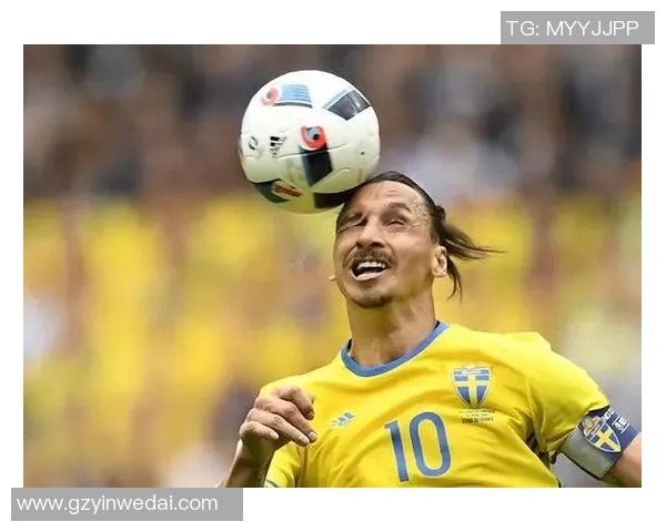 最侠气的足球明星揭示了运动场上的英雄气概与人性光辉的完美结合